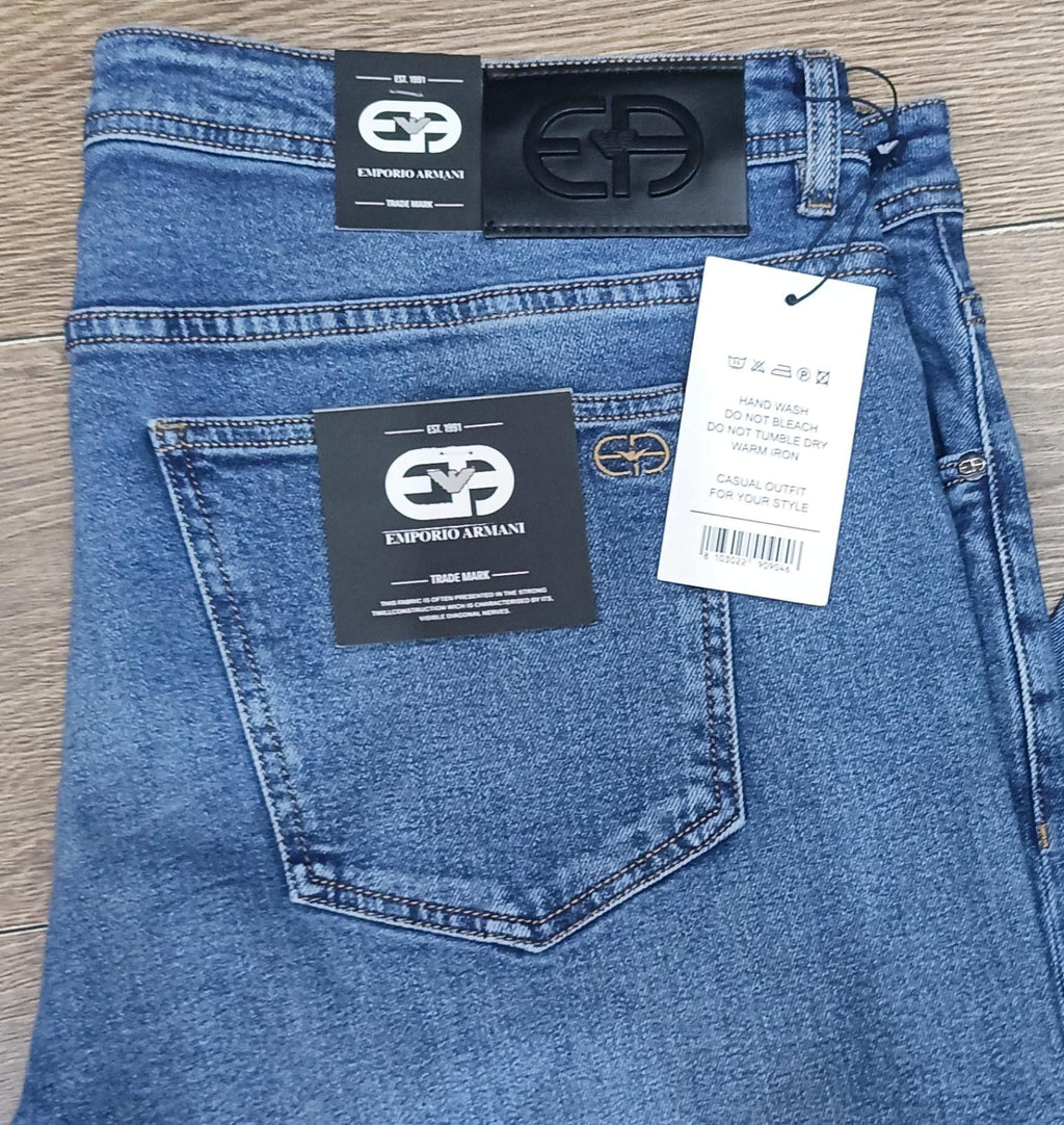 EMPORIO ARMANI GRAND TAILLE