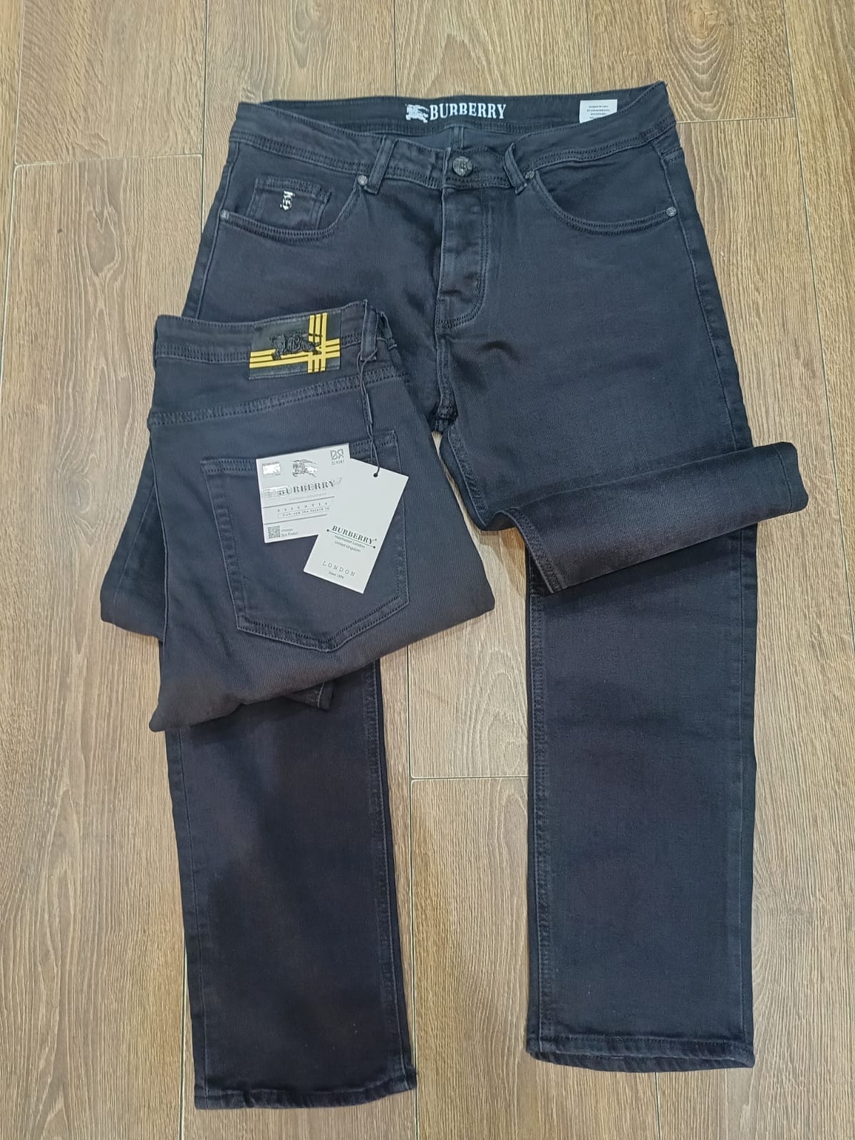 BURBERRY NOIR CLAIR